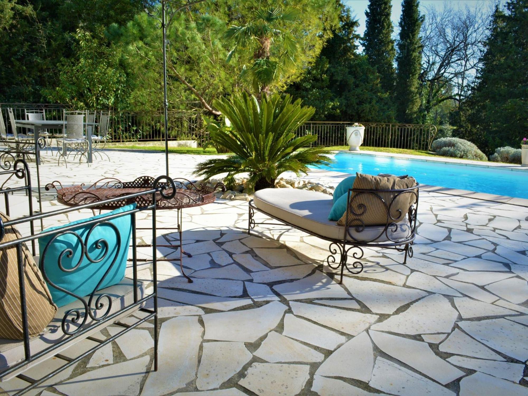 Peaceful Villa In Saint Paul De Vence With Pool ภายนอก รูปภาพ